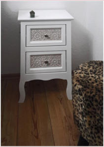 Dekorpaneele an Schränkchen • Kundenfoto